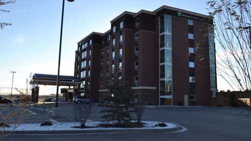Holiday Inn Express & Suites Cold Lake