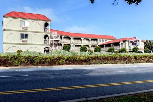 Colony Inn Universal Studios