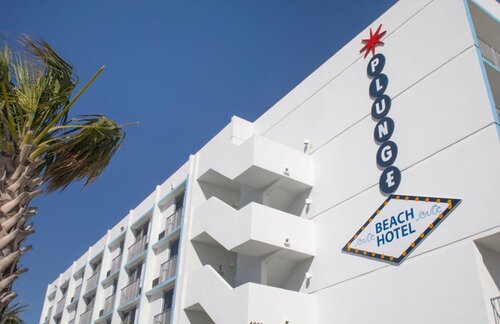 Plunge Beach Hotel