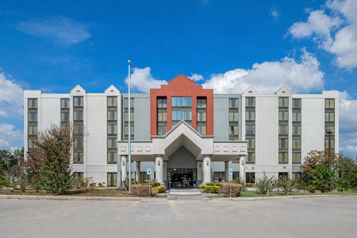 The IAH Houston Hotel