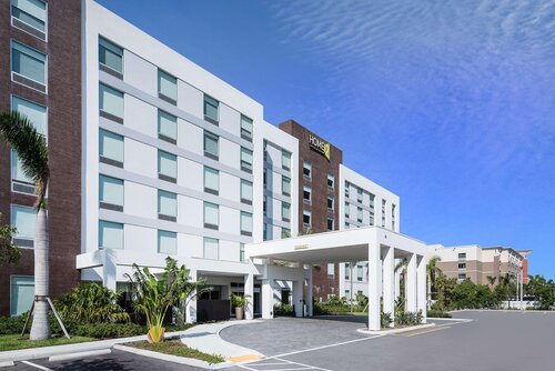Home2 Suites by Hilton Ft. Lauderdale Airport-Crui