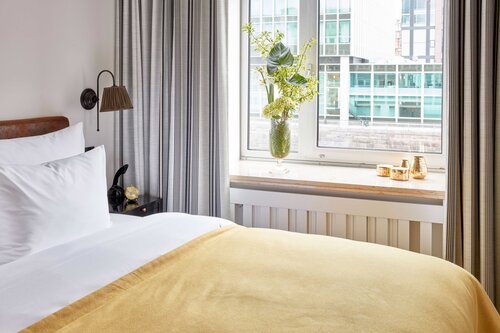 The Nikolai Hamburg-Leonardo Limited Edition