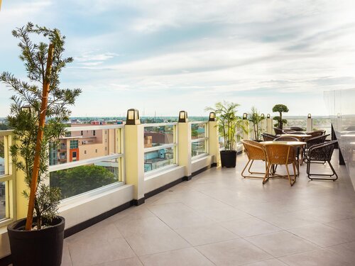 Best World Kindai Hotel