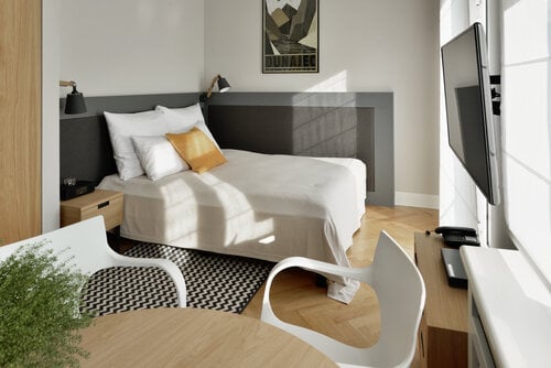 Stradonia Serviced Apartments