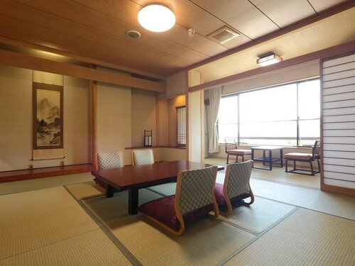 Joshinnosato Hibikino