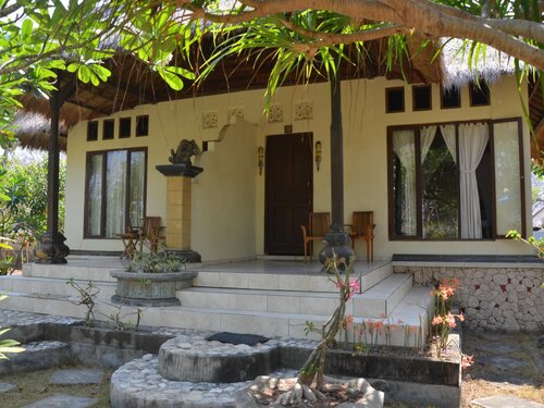 Sunset Villa & Cafe Lembongan