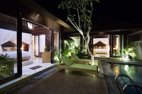 d'Nusa Beach Club and Resort