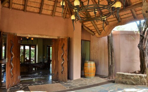 Motswiri Private Safari Lodge