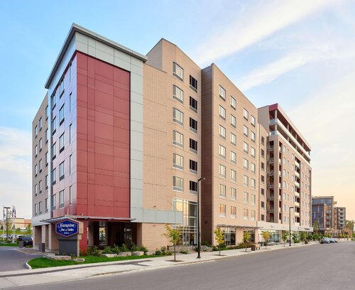 Hampton Inn & Suites Quebec City/ Saint-Romuald