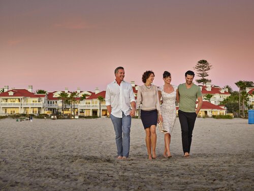 Beach Village at The Del, Curio Collection