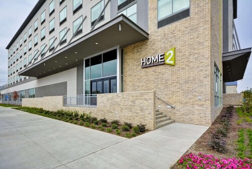 Home2 Suites by Hilton Dallas Downtown Baylor Scot