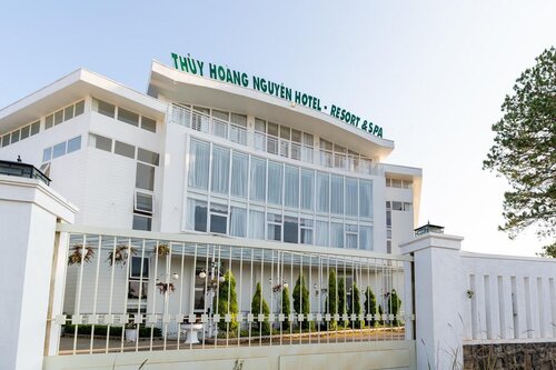 Thuy Hoang Nguyenresort Spa Hotel