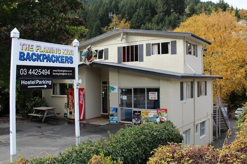 The Flaming Kiwi Backpacker
