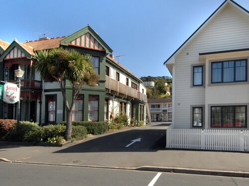 Sahara Guesthouse & Motels