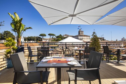 U-Visionary Roma Hotel