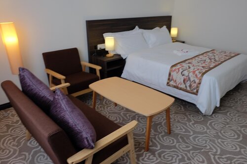 Natol Travelers Business Inn