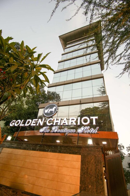 Golden Chariot The Boutique Hotel, Andheri