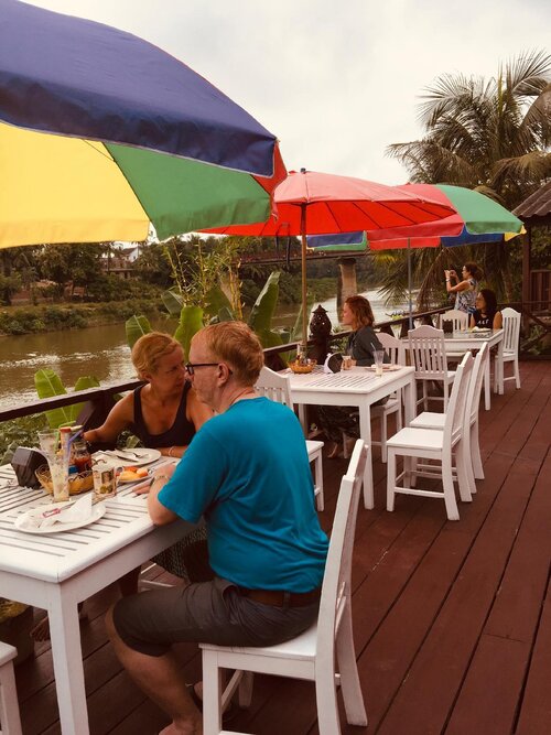 Merry Riverside Hotel