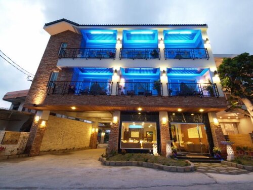 Seasons Bali Fashion Inn