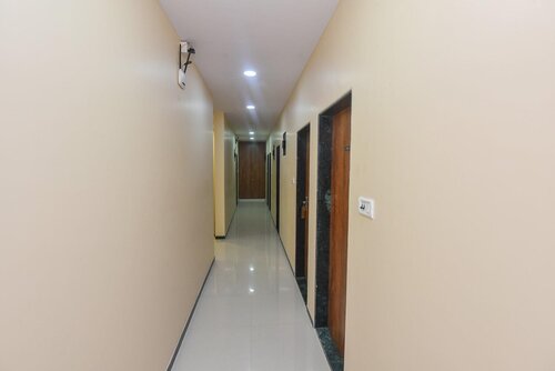 OYO 8757 Prakash Inn