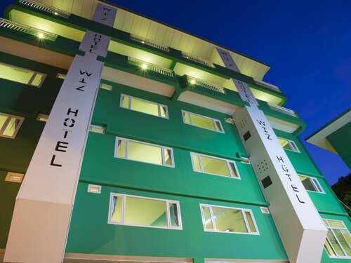 Wiz Hotel