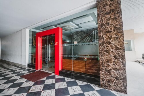 RedDoorz Plus near Universitas Negeri Makassar