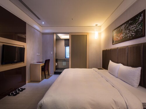 E. Sun Villa Hotel & Resort