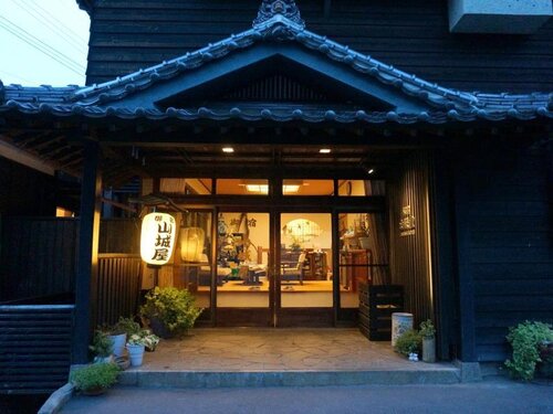 Yunohira-Onsen Ryokan Yamashiroya