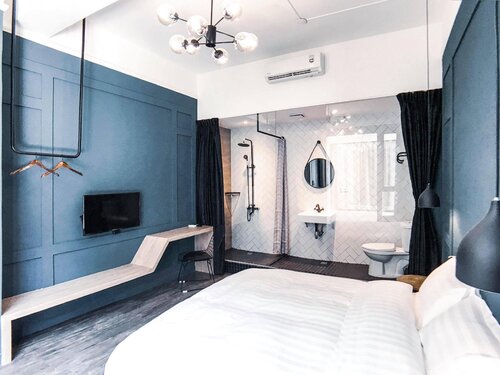 THE GATSBY APARTMENT