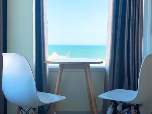 Ngoc Huong Hotel And Apartment