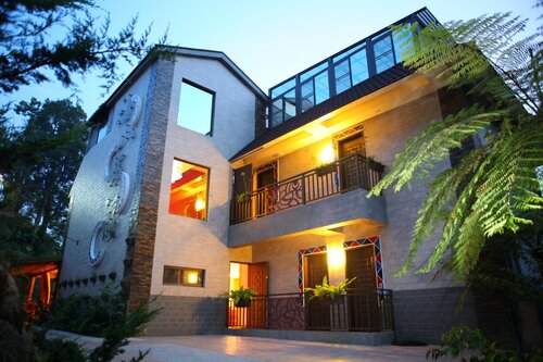 Applause In The Mountain