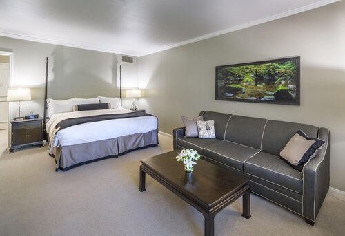 Cooper Hotel Conference Center & Spa