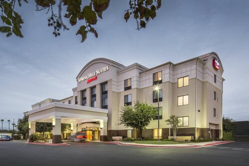 Springhill Suites By Marriott Laredo