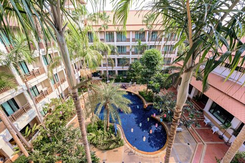 Le Casa Bang Saen Hotel