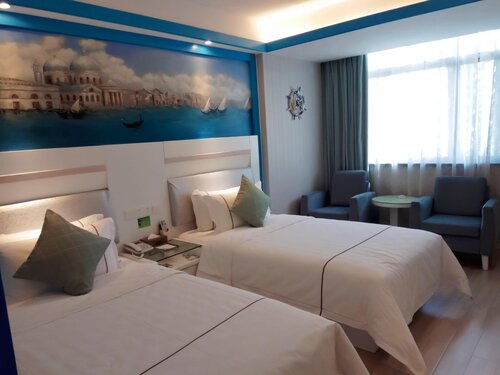 Yiwu Baide Theme Hotel