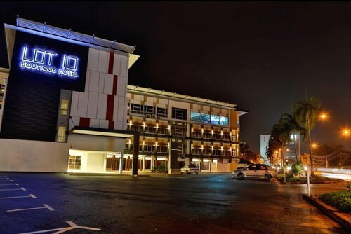 Lot 10 Boutique Hotel