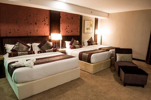 Royale Signature Hotel