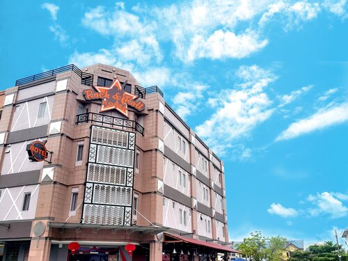 Rock & Roll Hotel