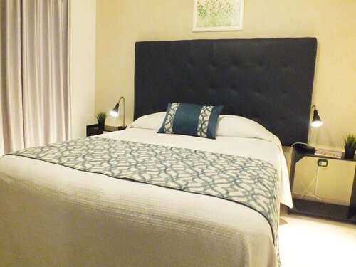 Hotel Tau Art Residence