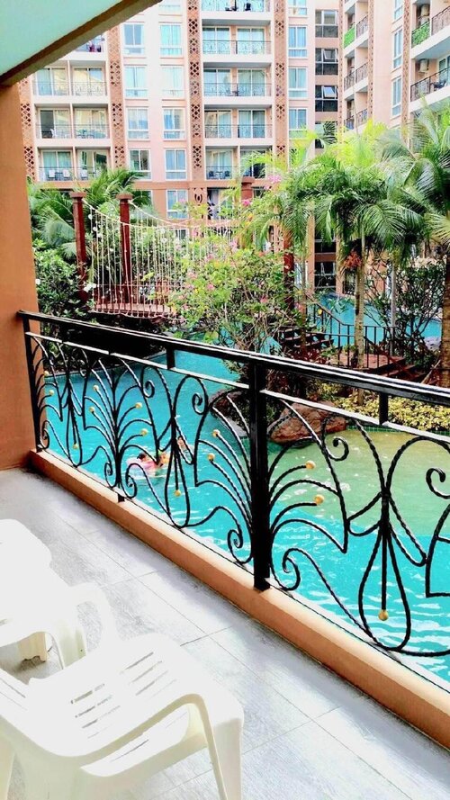 Atlantis Condo Resort Pattaya by Panissara