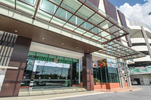 Hotel Holmes Gelang Patah