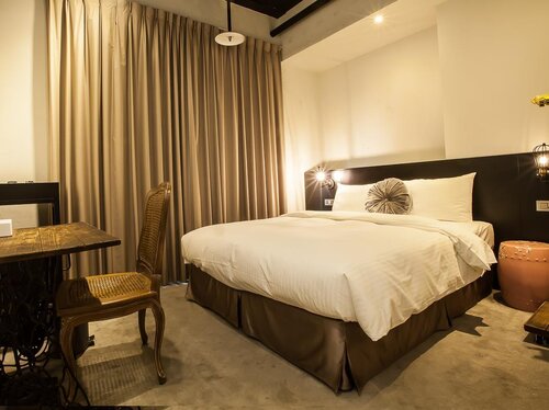 Cheers Boutique Hotel