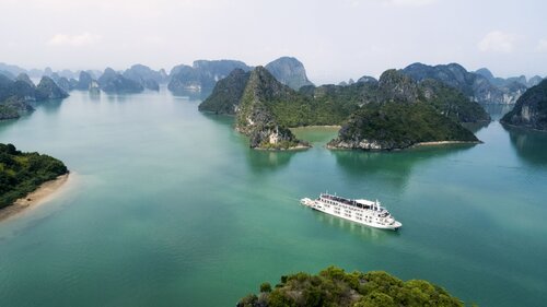 Paradise Grand Cruise Lan Ha Bay