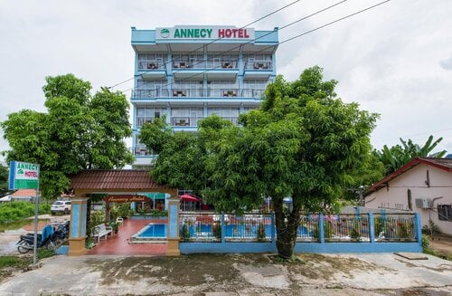 Vang Vieng Plaza Hotel