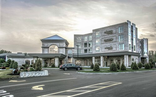 The Delavan Hotel & SPA