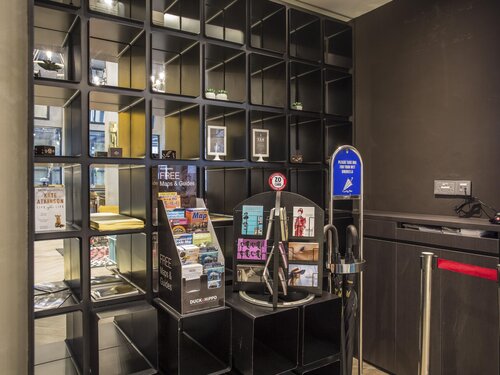 Hotel Yan (SG Clean)