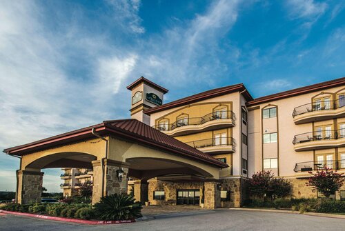 La Quinta Inn Suites By Wyndham Marble Falls