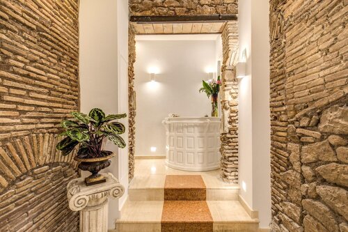 Pantheonview Luxury Suites