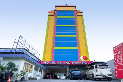 Grand Kartika