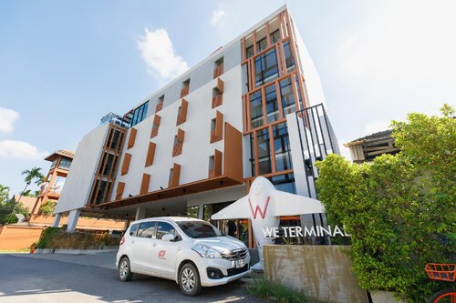 We Terminal Hotel 